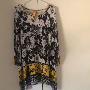 Ruby RD. Floral yellow & black spring Stretchy plus size tunic blouse